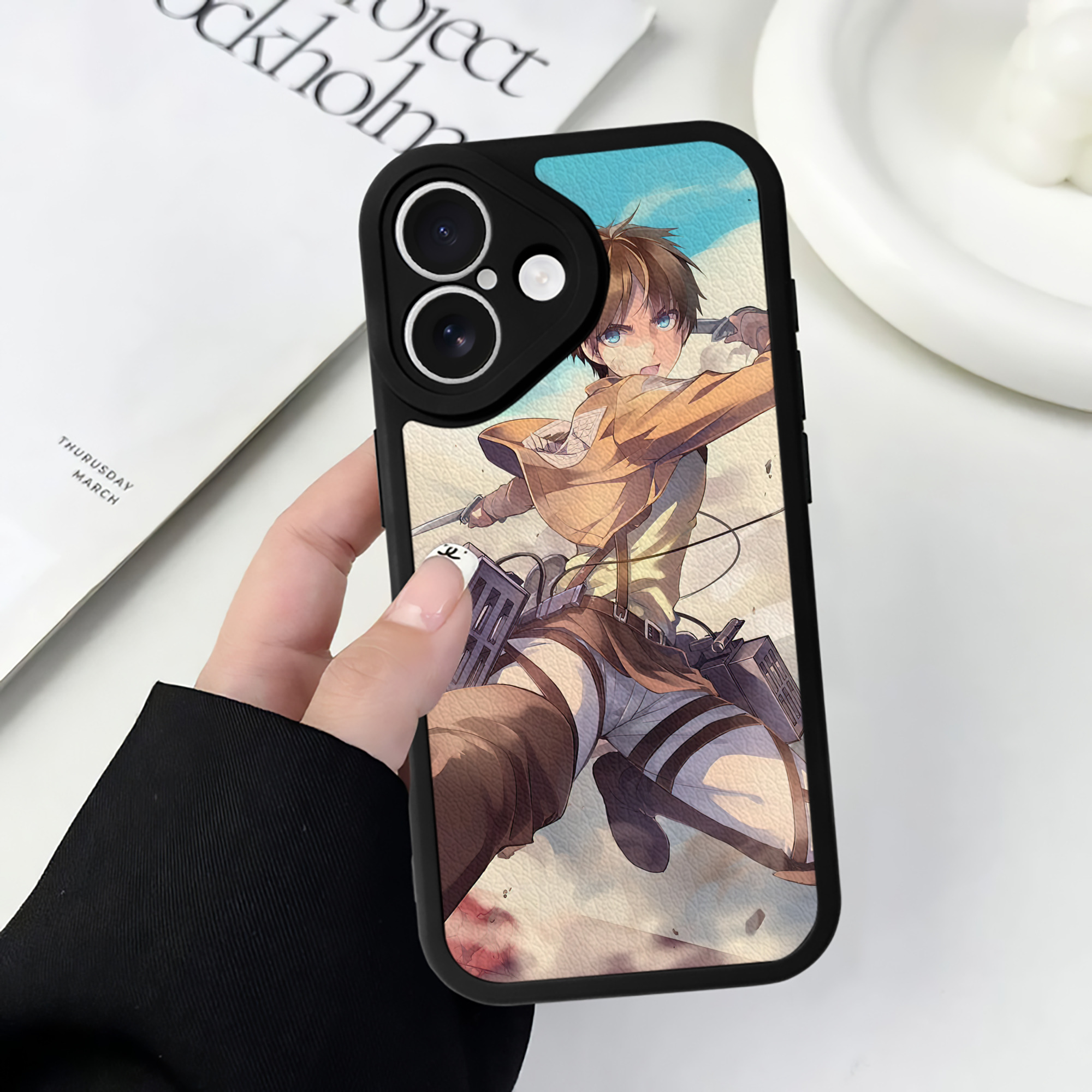 （画像用） 進撃の巨人 Attack on Titan 【iPhone 16シリーズ対応】シリコンスマホケース（レザー調） 材質：シリコン